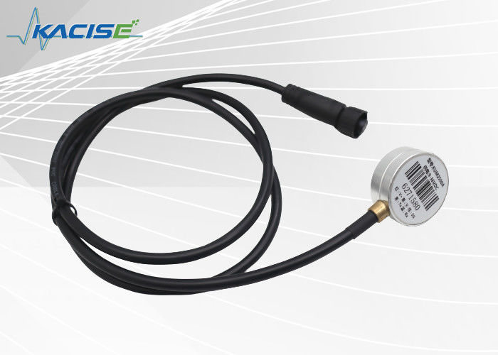 KUM2500A Sensore di livello carburante a ultrasuoni da 0,1 mm ad alta risoluzione con protezione IP67 e interfaccia RS232/RS485/TTL