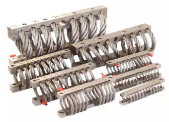 Isolatore di corda di filo elicoidale antiurto con assorbimento di energia e rigidità non lineare resistente alla corrosione