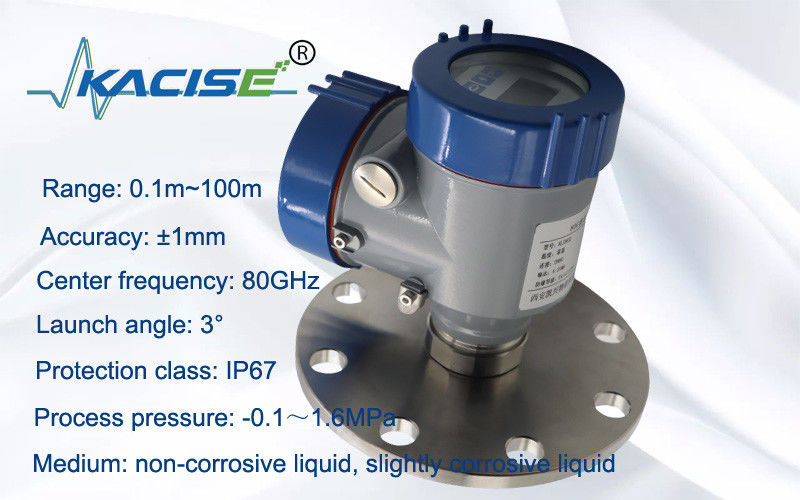 Sensore di livello radar FMCW senza contatto da 80 GHz con precisione di 1 mm e protezione IP67 per serbatoi di stoccaggio dei liquami