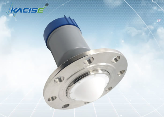 Sensore di livello radar KLD804 a 80 GHz con antenna in PTFE e protezione IP67 per liquidi corrosivi forti