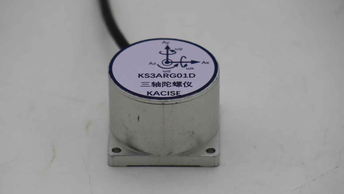 MEMS Giroscopi a tre assi per UAV con peso inferiore a 100 g con interfaccia elettrica RS422