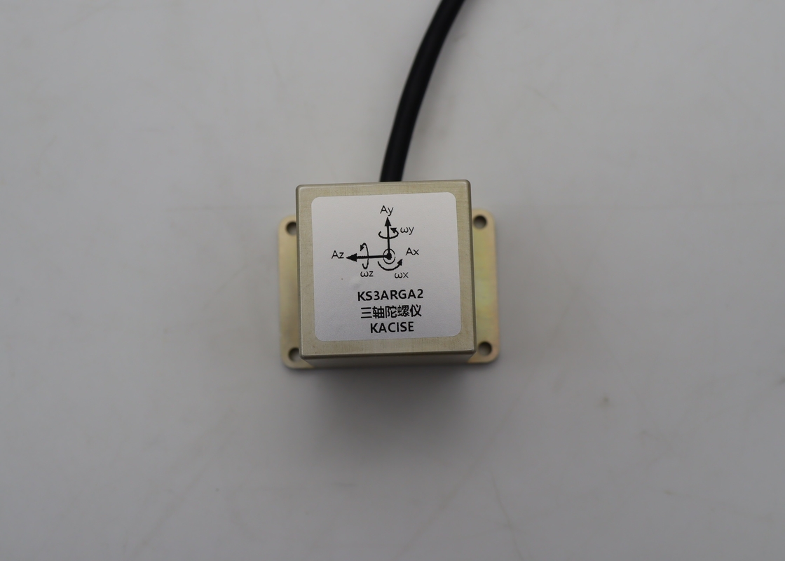 Mems sensori giroscopici per sistemi di stabilizzazione di robot o fotocamere con dimensioni di 43x30,5x30,5 mm e peso ≤ 50 g