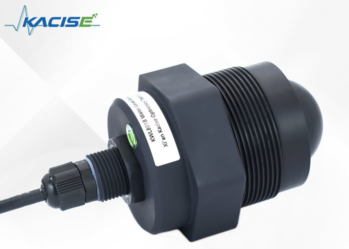 Trasmettitore di livello radar IP68 a 80 GHz KWL801B per il rilevamento accurato di liquidi - filo G resistente all'acqua 100mA