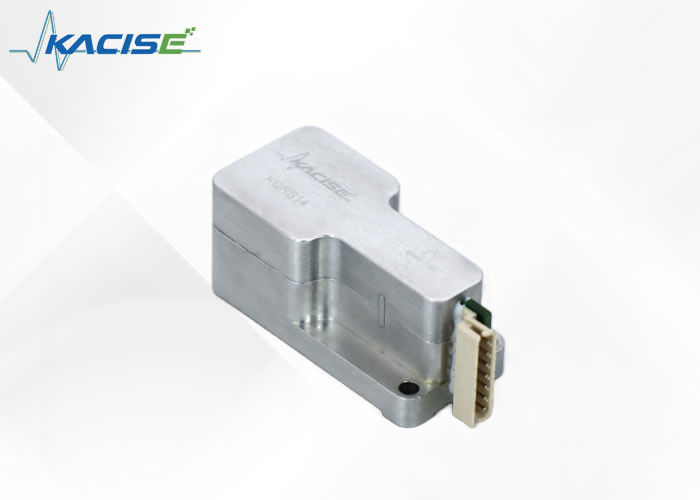 Giroscopio MEMS al quarzo con risposta alla velocità con tolleranza agli urti di 200 g e ingresso CC/uscita CC di alto livello in un design compatto e robusto