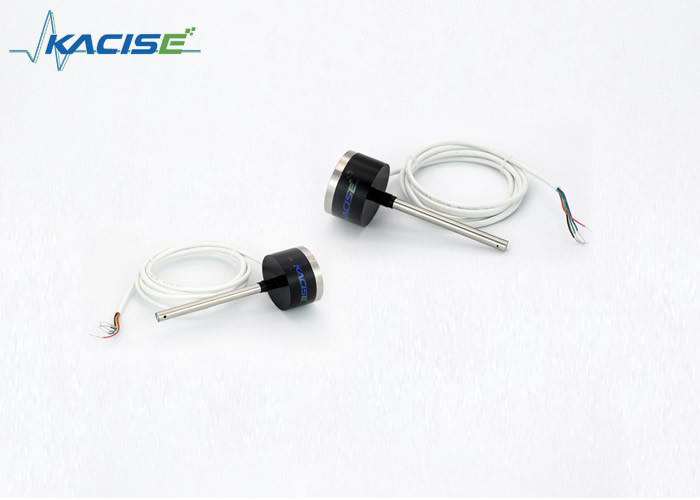 I sensori di livello di carburante capacitivi sono utilizzati per il monitoraggio del livello del serbatoio dell'olio con temperatura ambiente da -40°C a 85°C e uscita RS485.