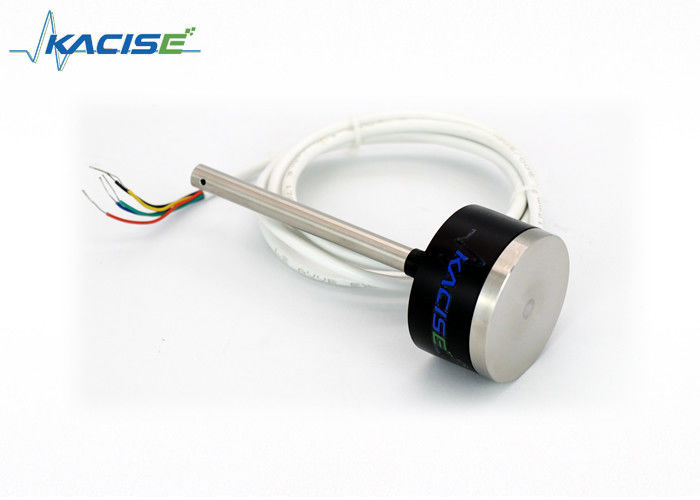 Piccolo sensore di livello capacitivo per la misurazione della profondità del liquido con accuratezza ± 2% e gamma da 5 cm a 20 cm con uscita personalizzabile