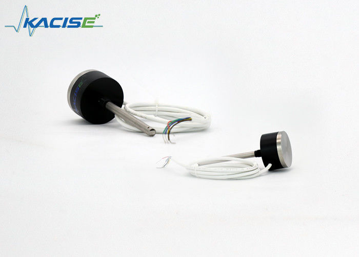 Piccolo sensore di livello capacitivo per la misurazione della profondità del liquido con accuratezza ± 2% e gamma da 5 cm a 20 cm con uscita personalizzabile