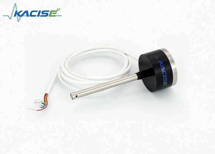 I sensori di livello di combustibile a bassa capacità sono utilizzati nell'industria petrolchimica con una precisione del ±2% e un raggio di 5 cm-20 cm.