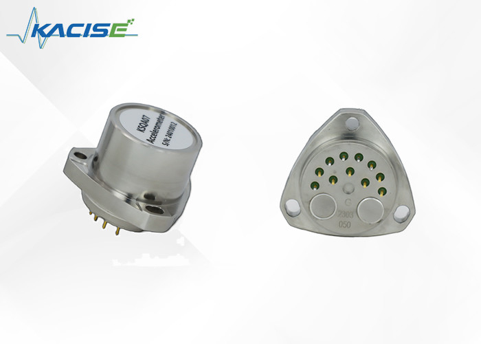 Accelerometri al quarzo per sistemi di navigazione inerziale con risoluzione < 1 μg e peso ≤ 75 g