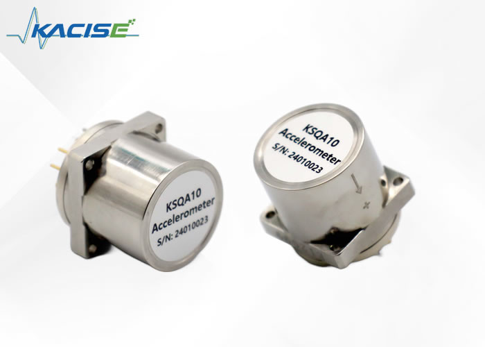 Sensore accelerometrico altamente resistente per l'industria automobilistica e aerospaziale Ø25.4×30mm, tensione di alimentazione ±12~±18V DC