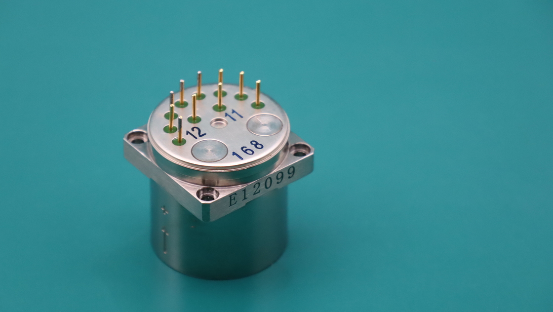 ±20 g Intervallo di ingresso Accelerometro Sensore Temperatura Funzionamento Tensione di alimentazione ±12~±18V CC