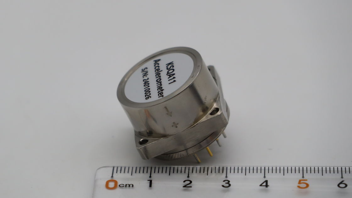 Sensore ad accelerometro flessibile a quarzo con sinusoide di picco di vibrazione da 25g@20Hz~2000Hz, alta precisione ≤40μg/g2 linearità e ampio intervallo di temperatura da -45°C a +100°C