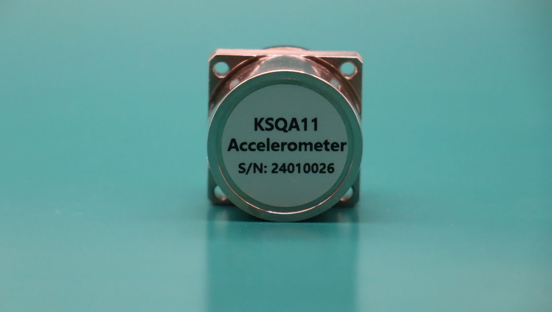 Sensore ad accelerometro flessibile a quarzo per il rilevamento di impatti con 500 g di resistenza agli urti, 1,0 ~ 1,6 mA/g di fattore di scala e ± 30 g di gamma di ingresso