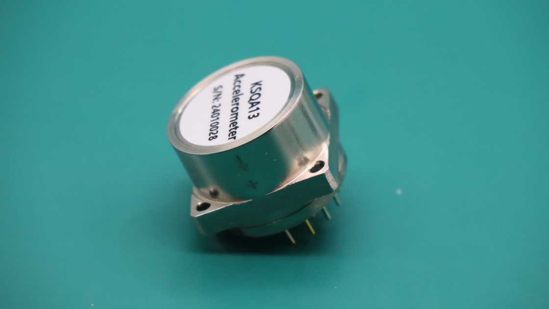 Tensione di alimentazione Accelerometro a corrente continua ±12~±18V con temperatura di stoccaggio a ampio raggio -55°C+120°C