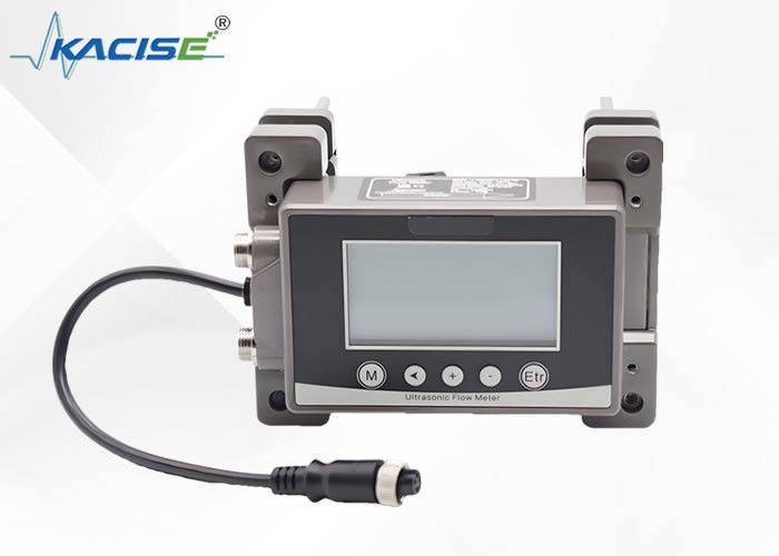 Misuratore di portata ad ultrasuoni KUF100 con uscita 4-20 mA, materiale plastico industriale e display LCD retroilluminato 256 * 128