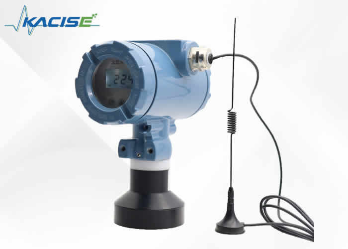125KHZ IP65 PVC Housing Sensore di livello ad ultrasuoni con cavo a 5 pin per applicazioni industriali