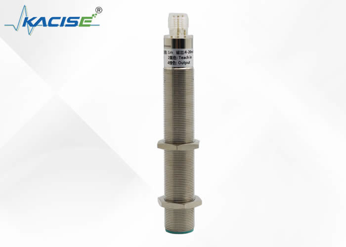 RS232 Uscita 1m Ultrasuoni Livellometro 40KHZ Frequenza IP67 Sensore di livello dell'acqua del serbatoio