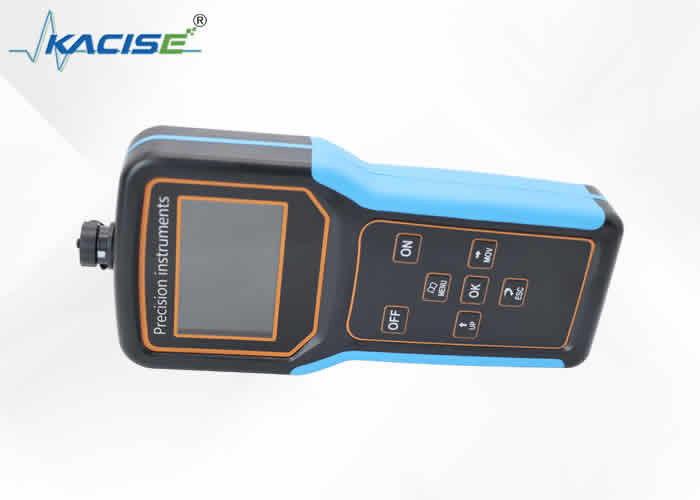 Misuratore di flusso Doppler portatile con grado di protezione IP65/IP67, funzione di archiviazione dati e batteria al litio ricaricabile da 12 V