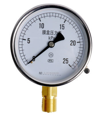 Misuratore di pressione in acciaio inossidabile KMC-YE-100 con grado di protezione IP65 e gamma di misura -1KPa-205KPa