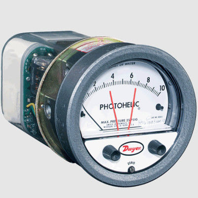 Dwyer A3000-250PA Pressure Switch/Gauge con gamma da 0 a 250 Pa, design funzionale 3-in-1 e fattore di forma compatto