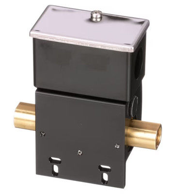 Interruttore di pressione differenziale SPDT bagnato/bagnato Dwyer Serie DX (Modelli DXW-11-153-1 a DXW-11-153-4)