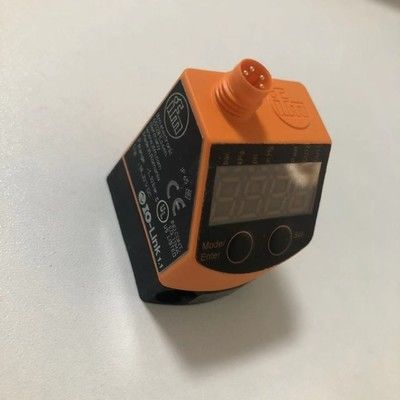 Sensore di pressione IO-Link IFM PQ3834 con elevata precisione e design robusto per applicazioni industriali