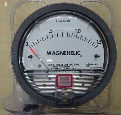 Dwyer 2000 1.5Kpa Magnehelic Differential Pressure Gauge: Il 2% FS Precision Measuring Powerhouse