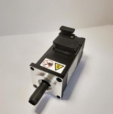 INNOVAZIONE Servomotore da 1 kW a 7,5 kW con coppia nominale da 0,16 a 48 NM per apparecchiature elettriche multifunzione