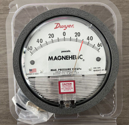 Dwyer Serie 2000 Magnehelico Differential Pressure Gauge con accuratezza ± 2% FS e movimento magnetico senza attrito per applicazioni a 20-140°F