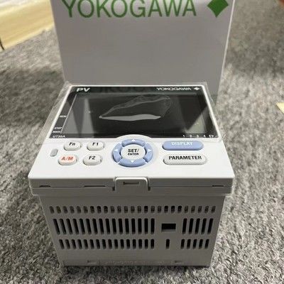 UT35A Controller di temperatura digitale con LCD a colori a 14 segmenti, controllo della sequenza della scala e comunicazione Ethernet