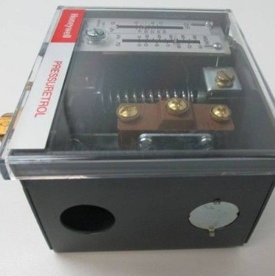 Honeywell Auto Recycle Pressuretrol con 10- 150 psi Pressure Range SPDT Snap-Acting Switch e Diaframma in acciaio inossidabile