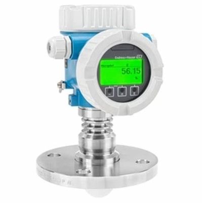 Sensore di livello radar E+H FMR62B con distanza di misurazione di 80 M, temperatura di processo di -40...+200 °C e precisione di +/- 1 mm