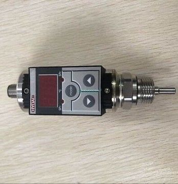 HYDAC ETS 326-3-100-000 Interruttore elettronico di temperatura per applicazioni industriali con dimensioni compatte e certificazione CE
