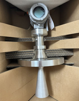 Trasmettitore di livello Rosemount 5408 con precisione ± 0,08, alimentazione 4-20mA/HART e conformità SIS per applicazioni industriali