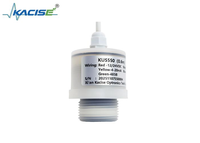 KUS550 Sensore ad ultrasuoni di uscita analogica per misurazioni a breve distanza con basso consumo energetico