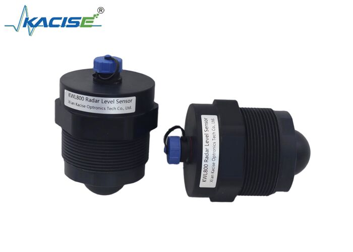 Sensore di livello dell'acqua radar KWL800 con frequenza da 80 GHz, campo di misura da 20 m e alloggiamento in PTFE