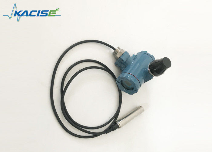 Sensore del livello di olio integrato alimentato a batteria con trasmettitore GPRS per monitor remoto dotato di grado di difesa IP68 e precisione di misura dello 0,5% F.S.