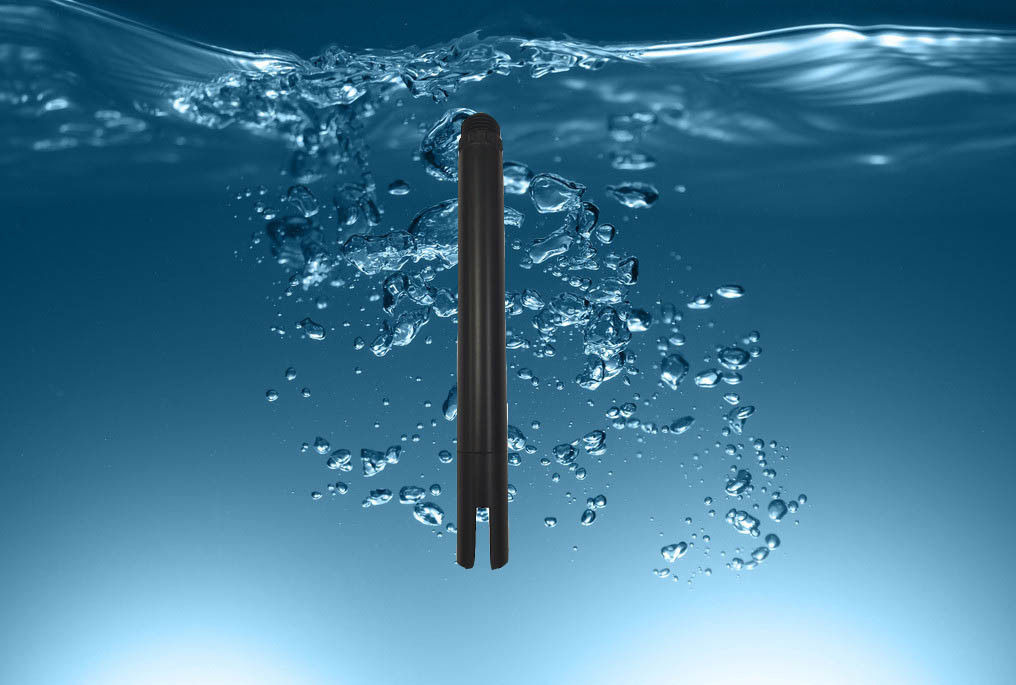 Sensori di conduttività in linea per un'installazione e una misurazione semplici sott'acqua con pressione di lavoro < 0,6 mpa